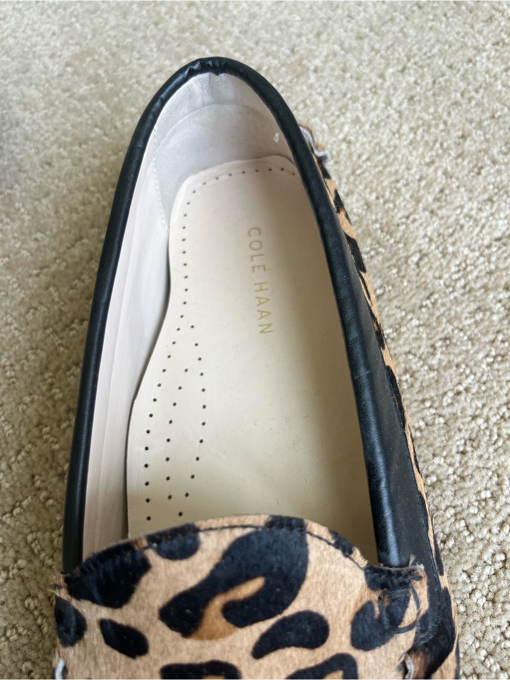 Cole Haan Driving Mocs in Animal Print. Size 8B - Picture 7 of 9